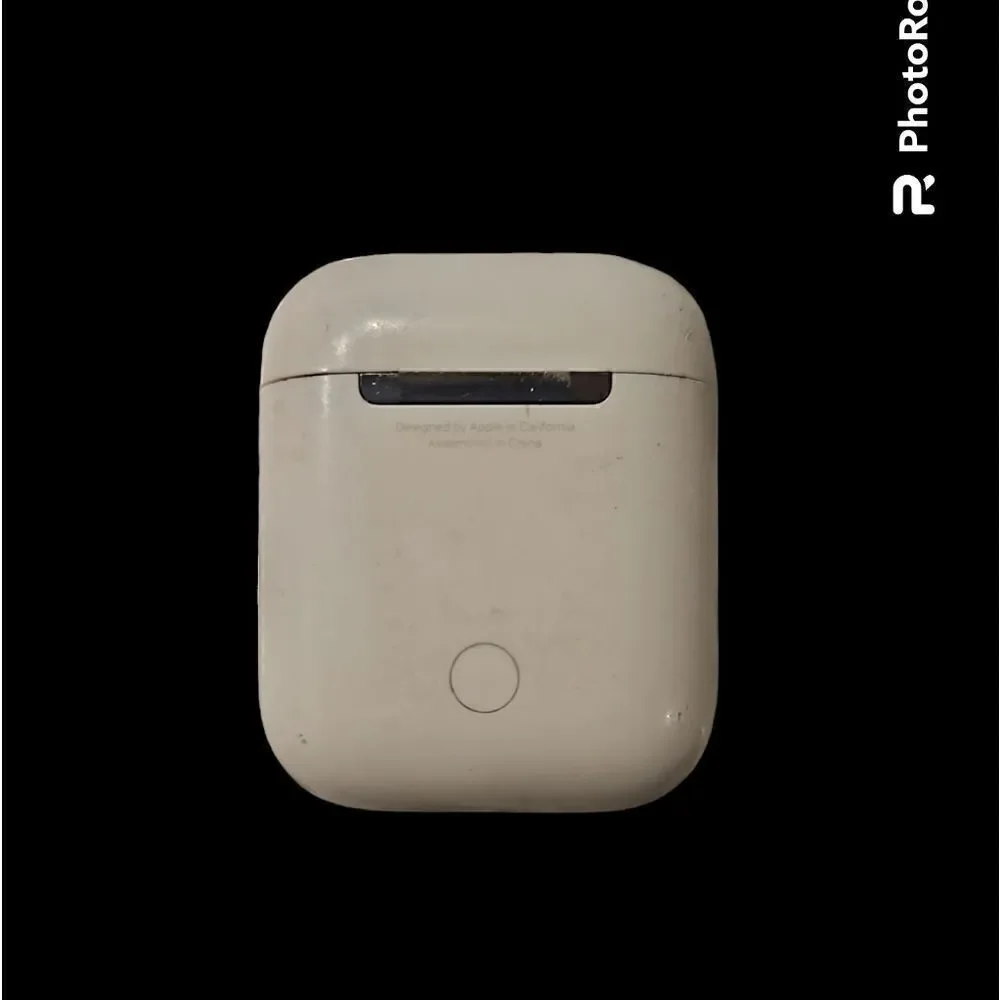 - Apple Air Pods 1st Gen